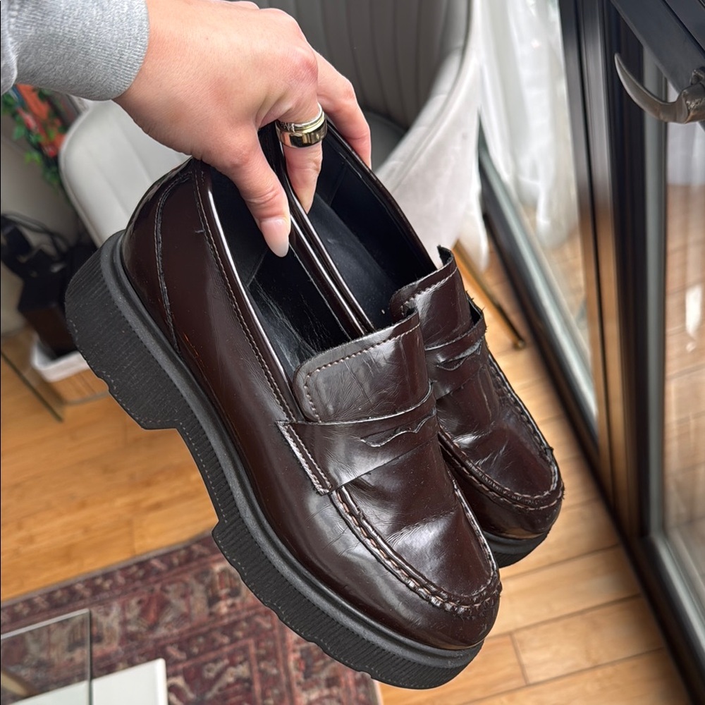 Brown-Maroon Tint Kenneth Cole Loafera